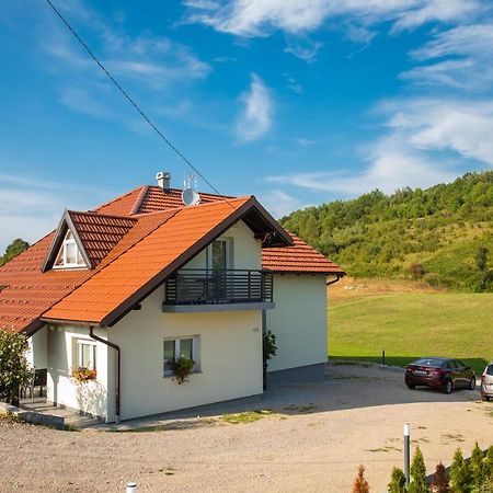 Apartmani Leptir Раковица Екстер'єр фото