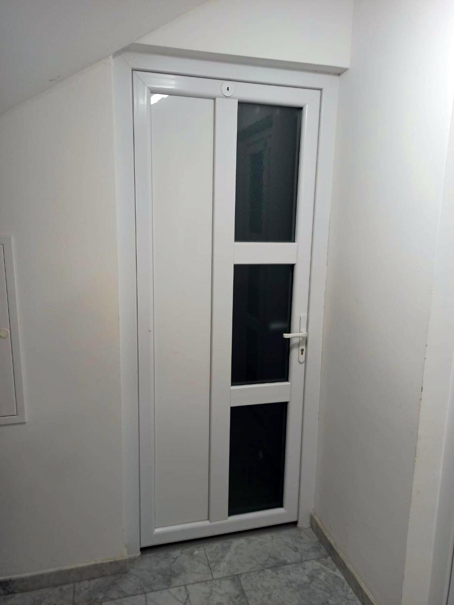 Apartmani Leptir Раковица Екстер'єр фото